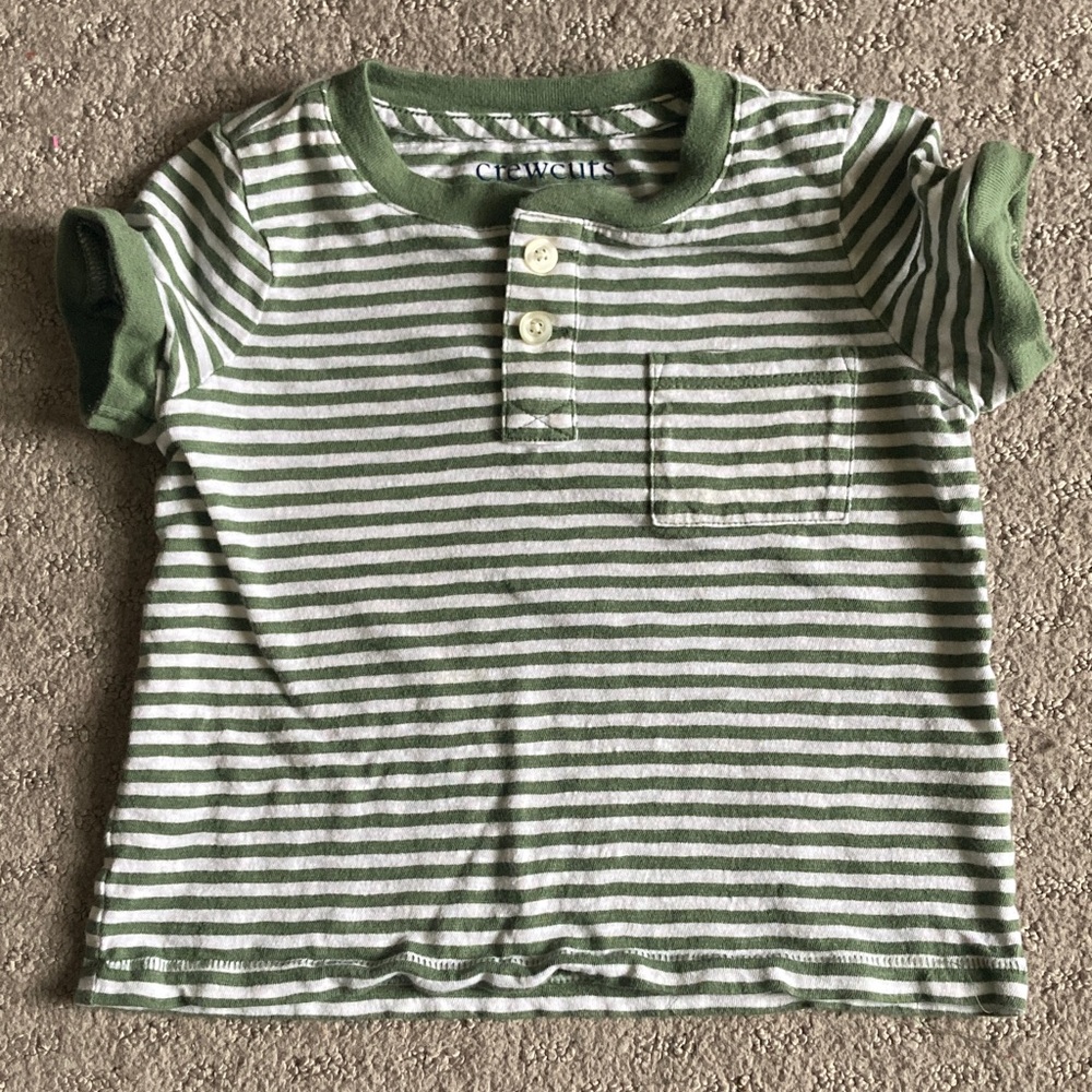 8-pc Bundle assorted toddler boy clothes, 18-24M/2T. - Picture 5 of 11